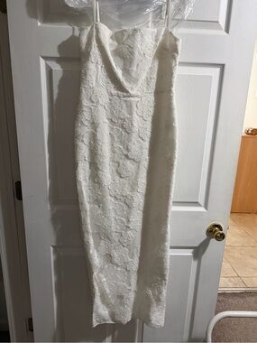 House of CB | Dresses | House Of Cb Cesca Vintage Cream Floral Maxi Nwot |  Poshmark